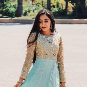 Meet your Posher, Aarohi